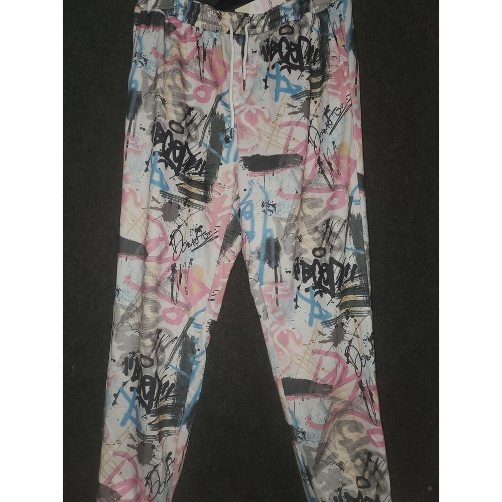 WDIRARA Men's Floral Letter Graphic Print Drawstring Waist Tie Front Sweatpant